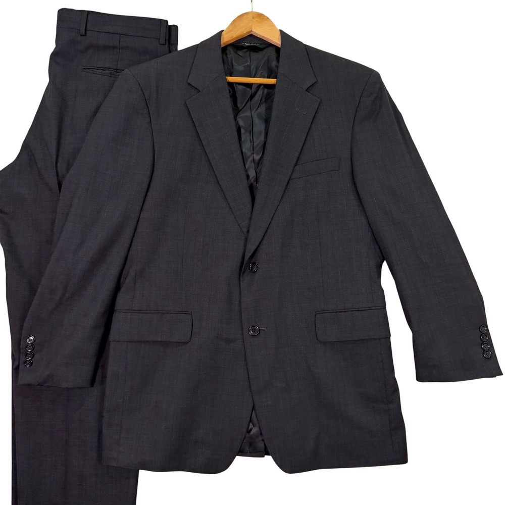 Jos A Bank Mens 42R Suit Charcoal Gray Wool 2-Piece Pleated Cuffed Classic 36x30